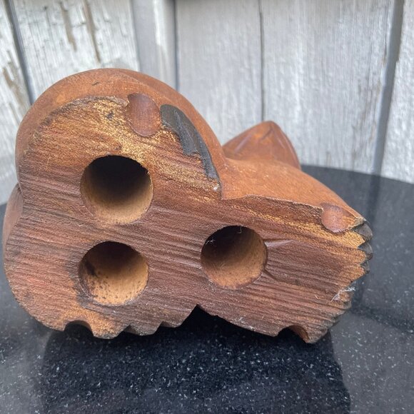 Wooden Simese Cat Figurine Sculpted MCM Hand Carved 5.5" x 5.5". - Picture 6 of 7